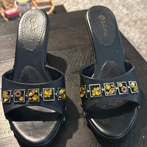 Beautiful pair of Bella Vita studded sandals size 7